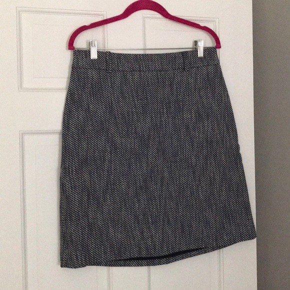 Ann Taylor Dresses & Skirts - Ann Taylor navy blue skirt.